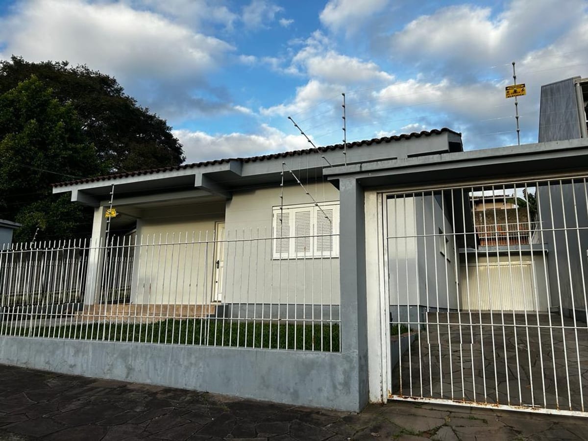 Ótima Localização.